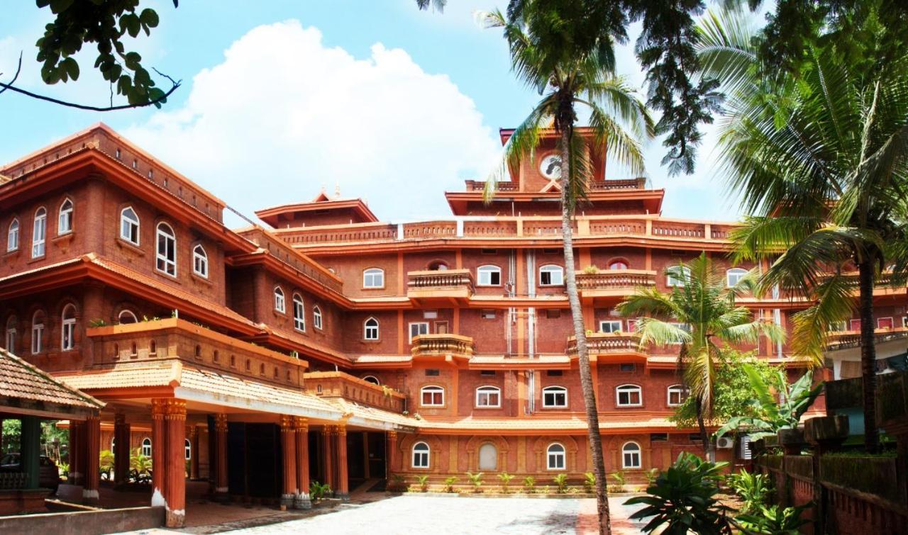 Krishna Beach Resort Kannur Esterno foto