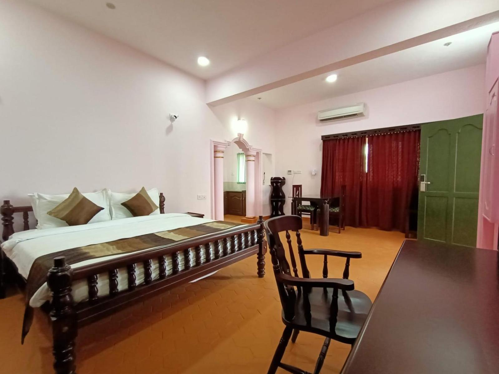 Krishna Beach Resort Kannur Esterno foto